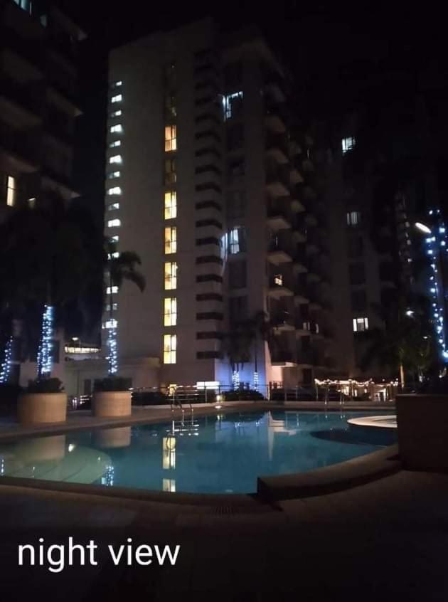 One Palm Tree Villas Naia Terminal 3 Manilla Buitenkant foto